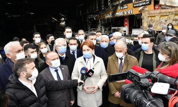 İYİ Parti lideri Akşener, Kızılcahamam'da iş yerleri yanan esnafı ziyaret etti